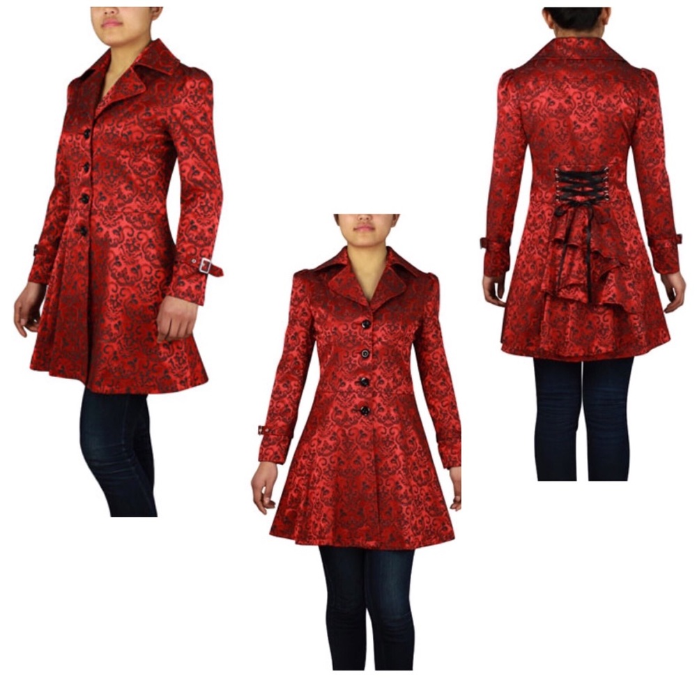 Lace-up Ruffled Jacket